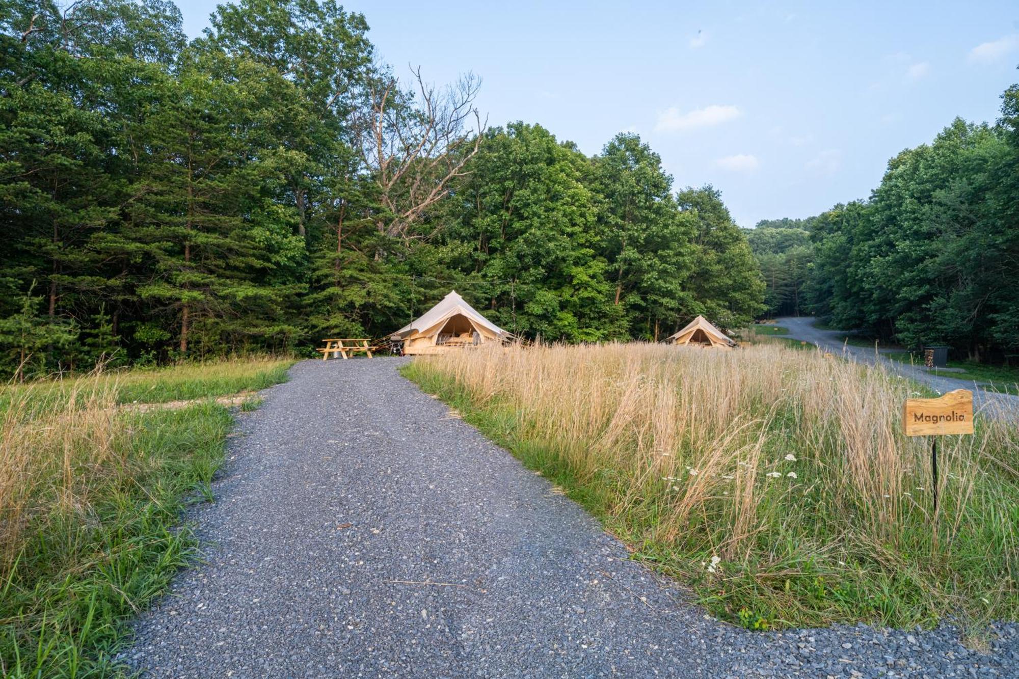 Firefly Ridge Luxury Retreat Great Cacapon Exterior foto